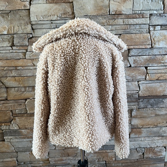 So Nice Popcorn Jacket - Picture 3 of 6